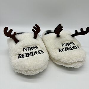 Mama Reindeer Christmas Slippers Jammies For Your Families Women's Size Med 7-8